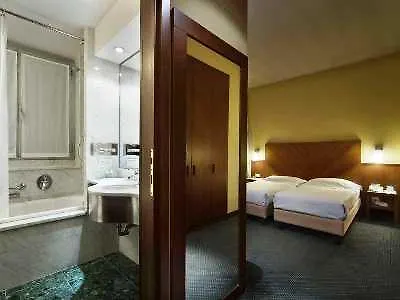 Una Hotels Mediterraneo Milano 4*, Milan Italy
