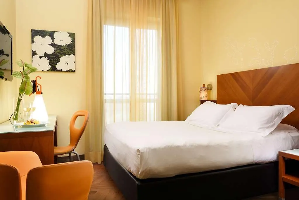 Una Hotels Mediterraneo Milano 4*, Milan Italy