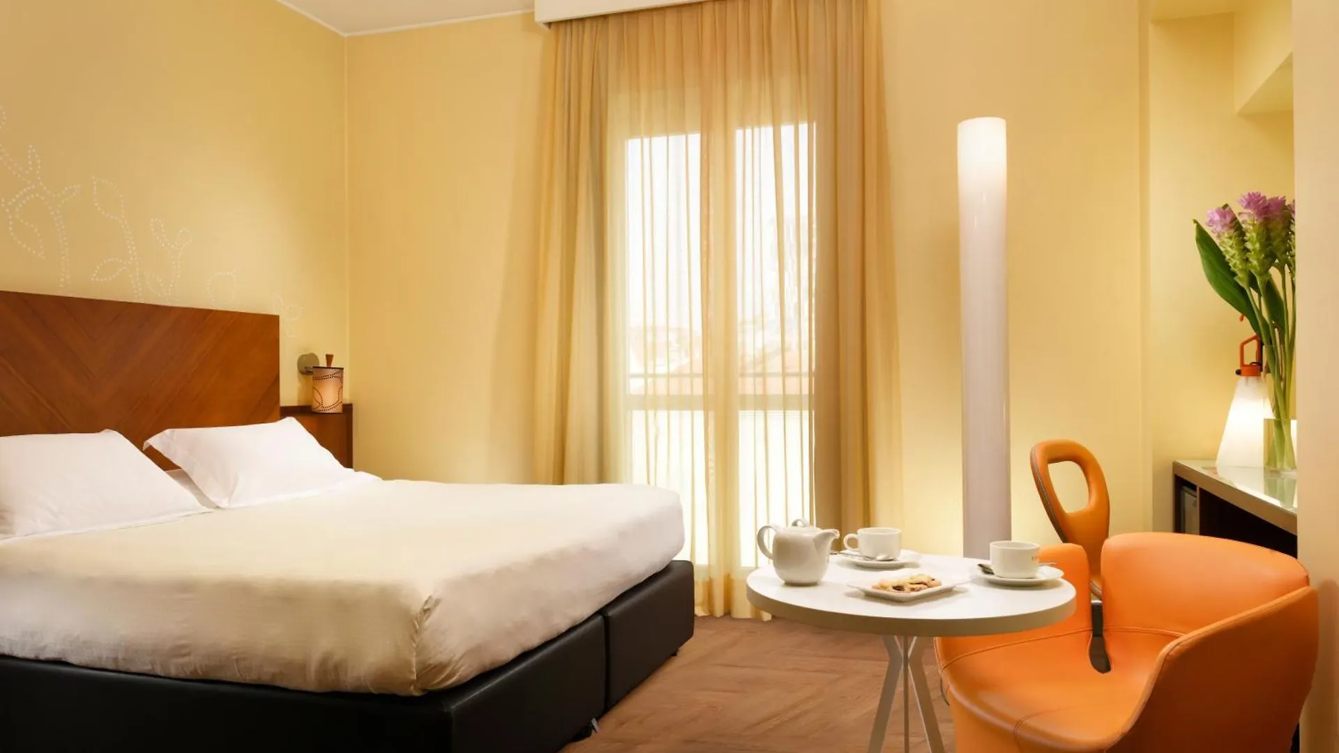 ****  Una Hotels Mediterraneo Milano Italy