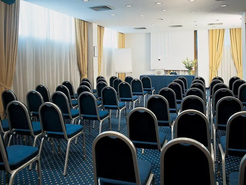 ****  Una Hotels Mediterraneo Milano Italy