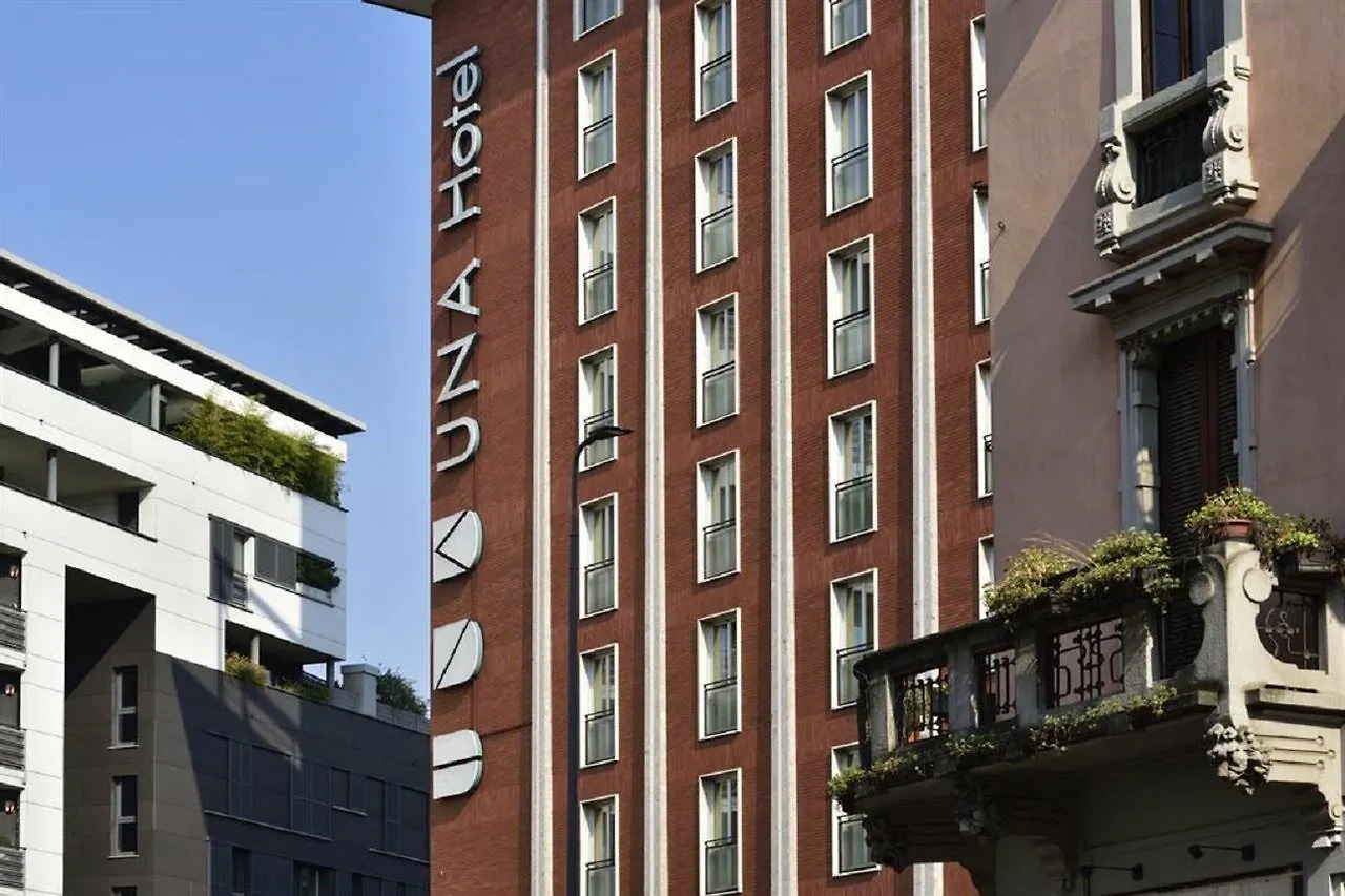 Una Hotels Mediterraneo Milano contacts