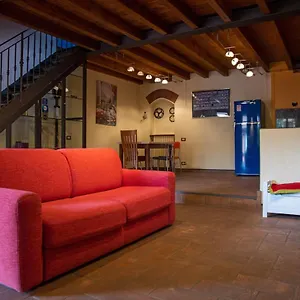 https://casa-dolce-casa-alzaia-grande.italymilanhotels.net