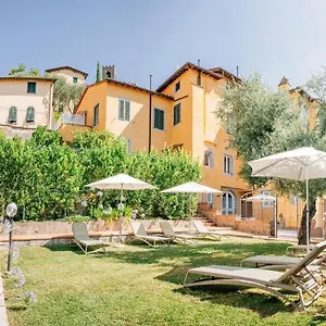https://holiday-home-il-borgo-degli-agrumi.it-tuscanyhotel.com