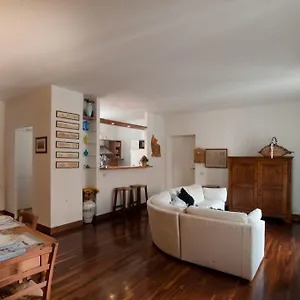 https://brera-district-27.italymilanhotels.net