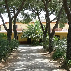 https://podere-oslavia.it-tuscanyhotel.com